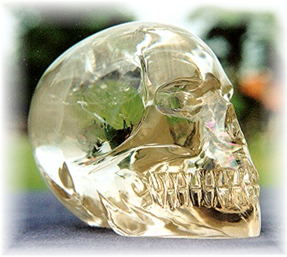 Crystal Skull Gaia Luz